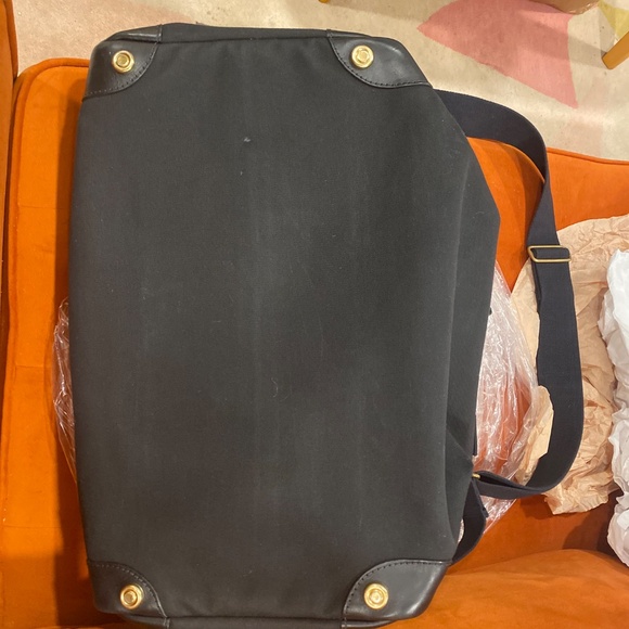 The Commuter is Bennett Winch Black duffel travel bag - Picture 7 of 8